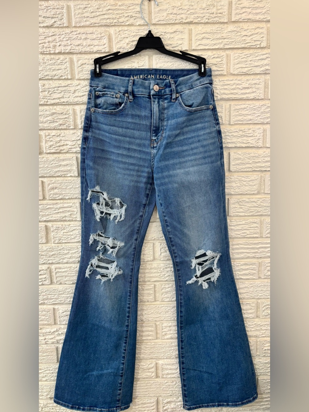 American Eagle Curvy Super High Rise Flare Next Level Stretch Distressed Size 2